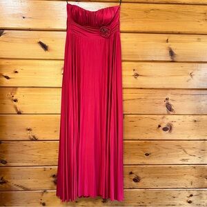 Speechless Vibrant Red Pleated Skirt Strapless Maxi dress prominent flower L